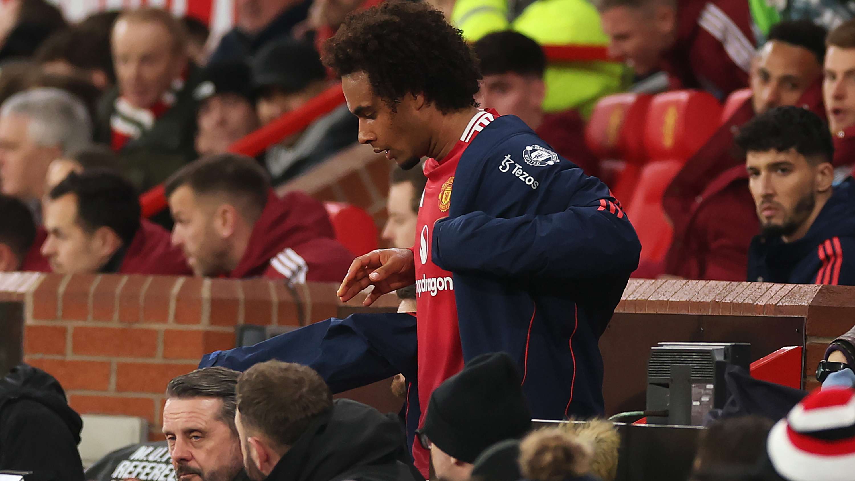 届时都能感 届时都能感